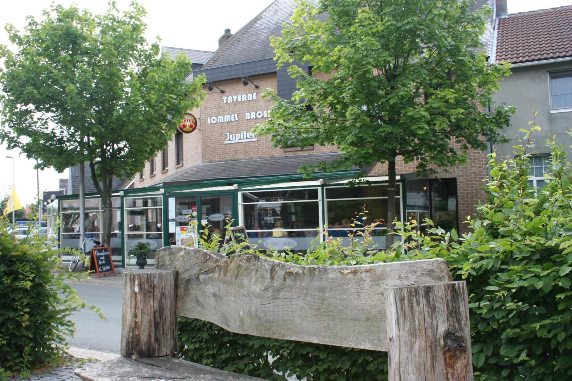 Hotel Lommel Broek Kerkhoven Bagian luar foto